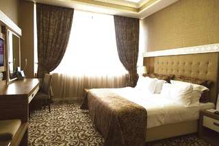 Отель Divan Express Baku Баку Стандартный двухместный номер с 1 кроватью-1