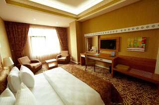 Отель Divan Express Baku Баку Улучшенный двухместный номер с 1 кроватью-4